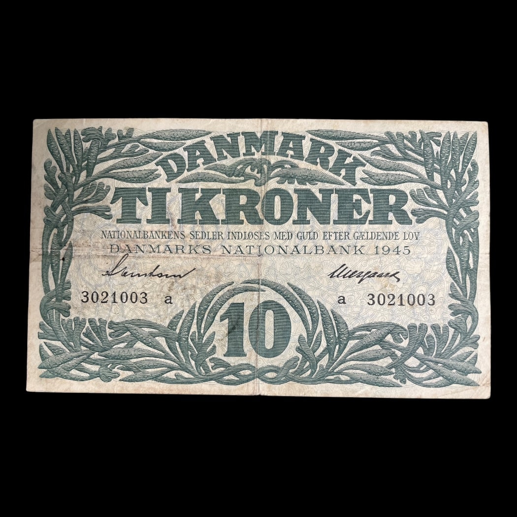10 kr. 1945 a